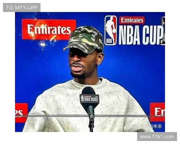 哈登昨晚又在家晒豪车，训练照倒是一年没见更新了？