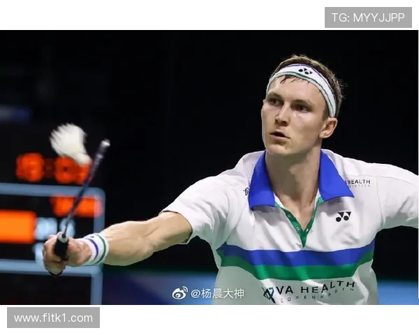 安赛龙家的冰箱里塞满了蛋白粉，连饮料都按训练时段分装