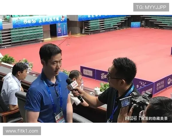 王励勤退役后住上海老小区，邻居说他每天五点拎菜篮子买生煎