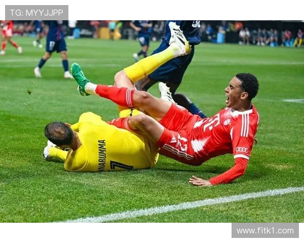 穆西亚拉 vs 京多安：中场角色与战术适配差异