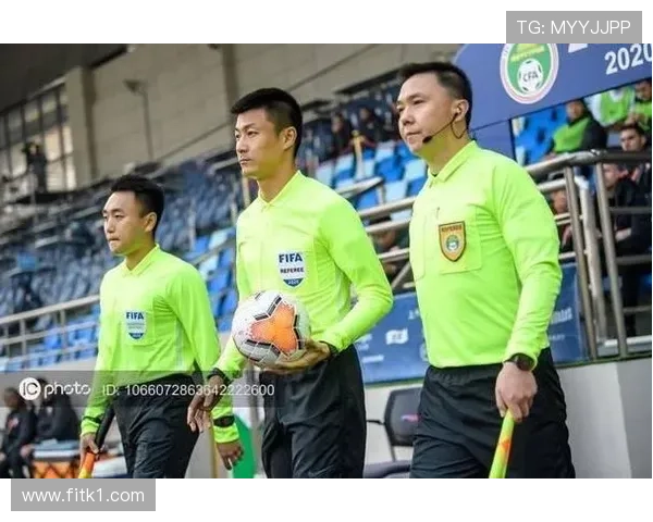 助理裁判职责全解析：关键判罚细节与现场协作规则