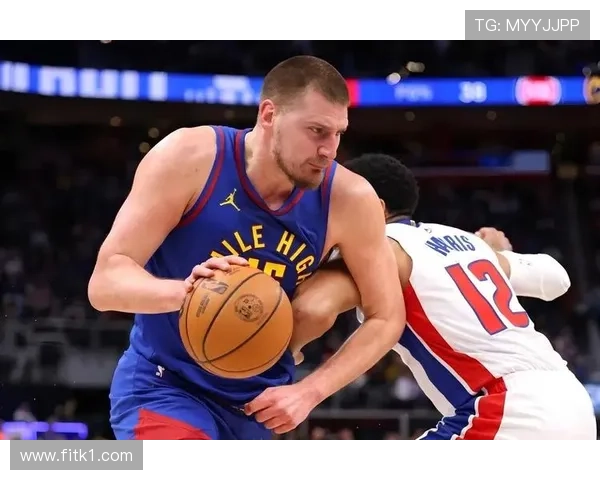 扬尼斯背身单打对约基奇拉开得分差异，提升终结效率